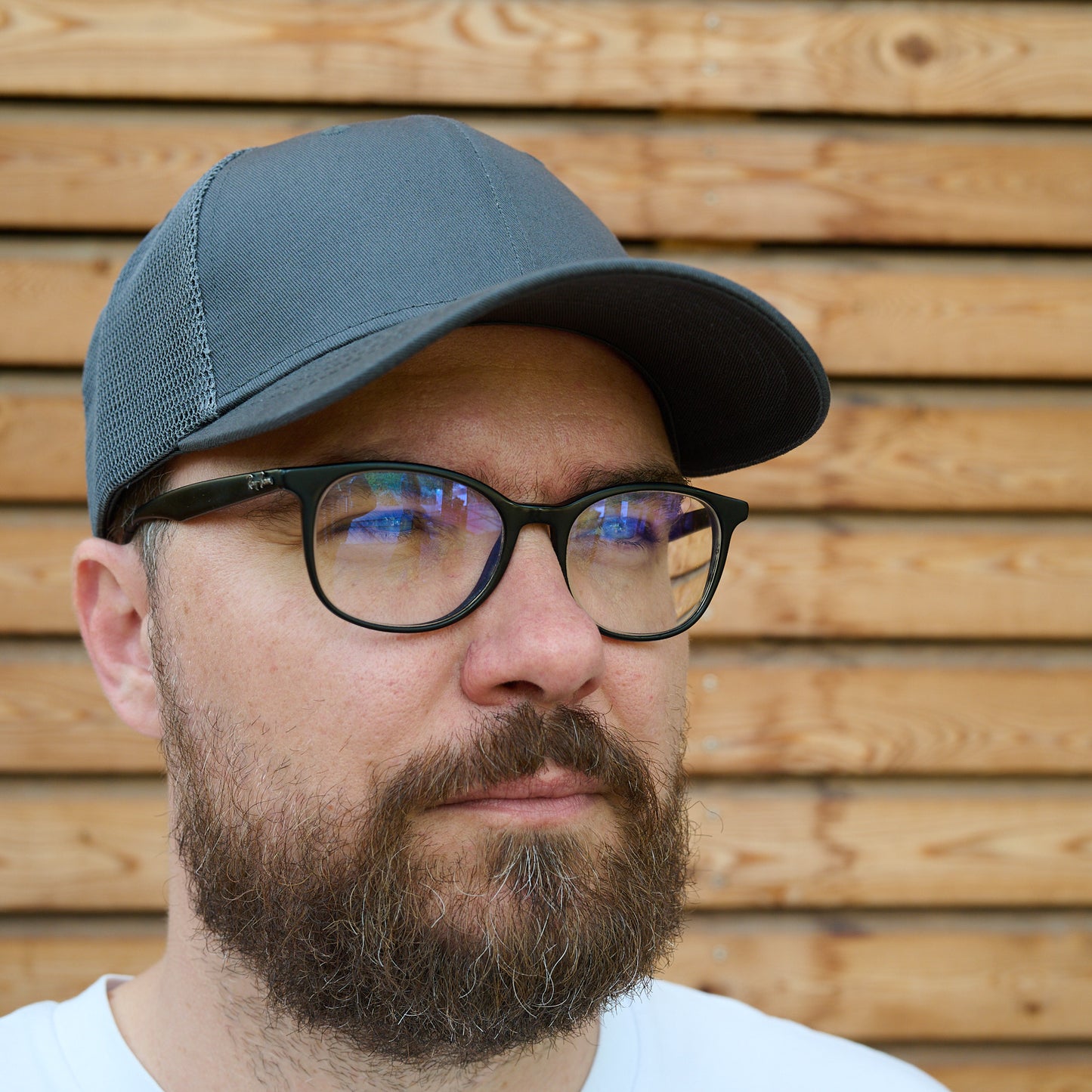 Gorra XL Minimalist Gris oscuro – Classic Trucker Hat