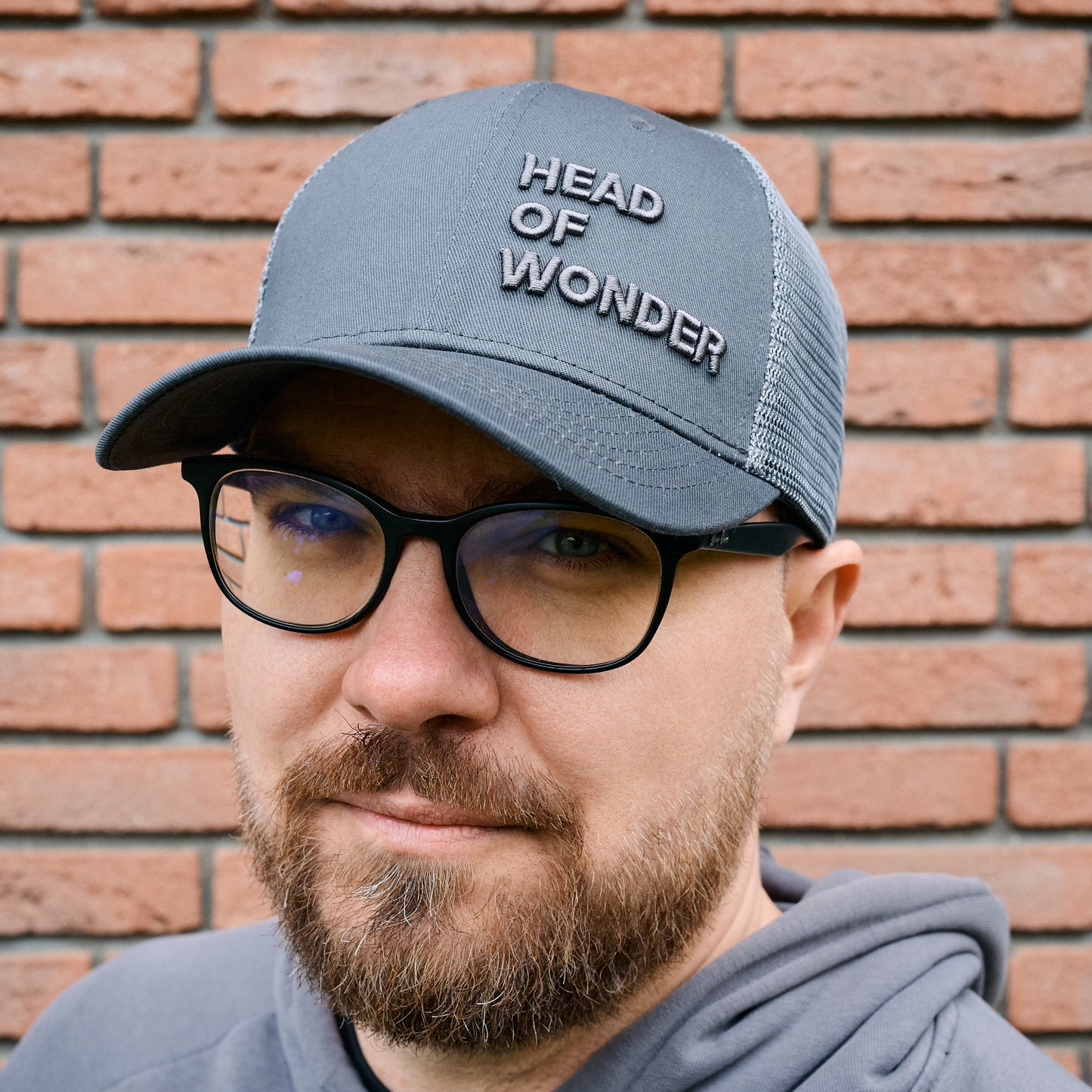 XL kšiltovka HEAD OF WONDER Tmavě šedá – Classic Trucker Hat