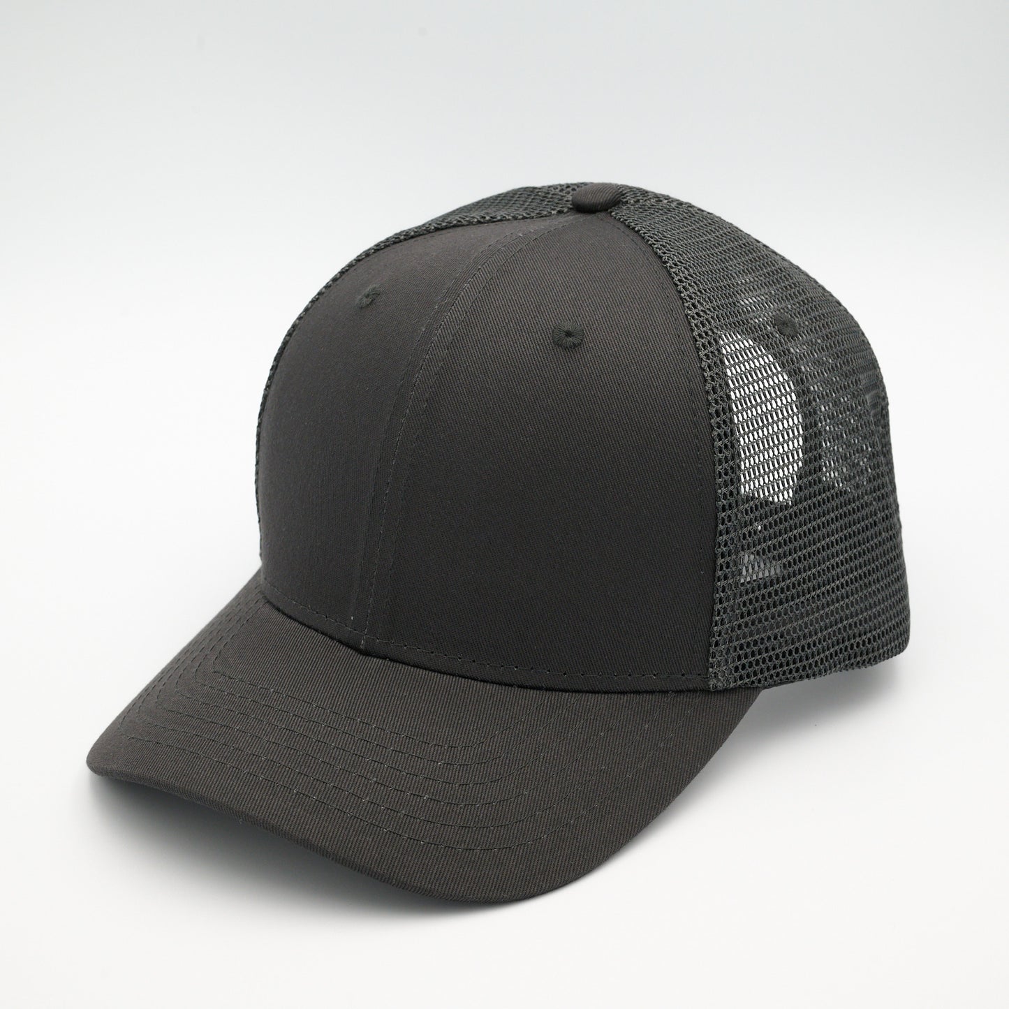 XL Cap Minimalist Dunkelgrau – Classic Trucker Cap