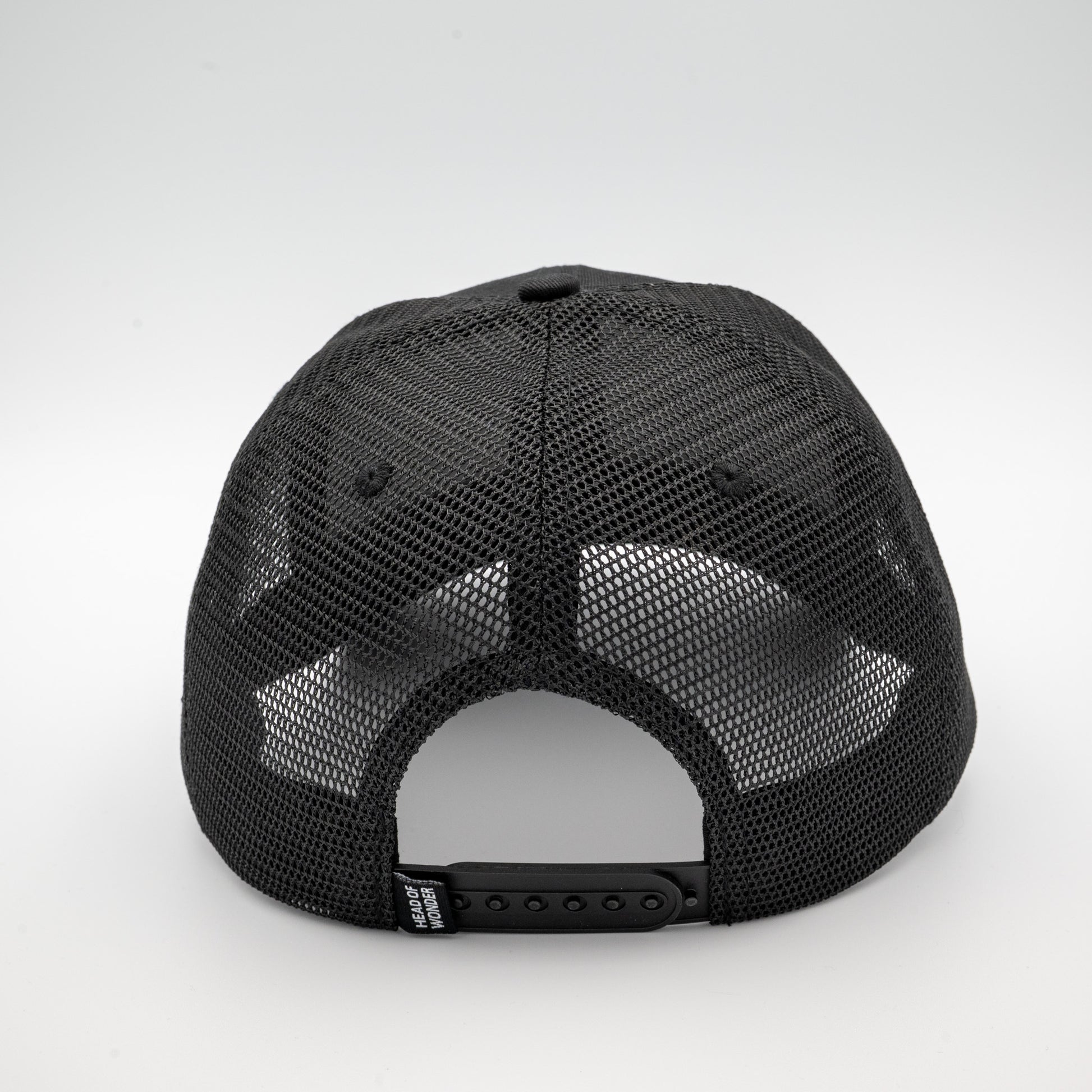 XL HEAD OF WONDER Cap Black – Classic Trucker Hat Back